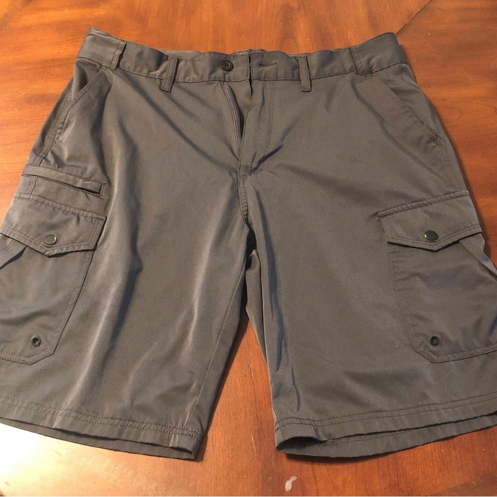Men's Charcoal Cargo Shorts